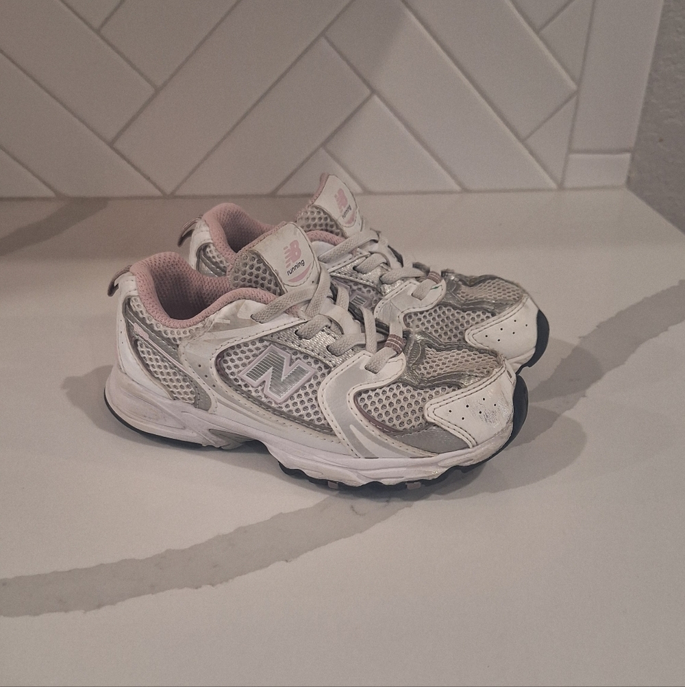 New Balance 530